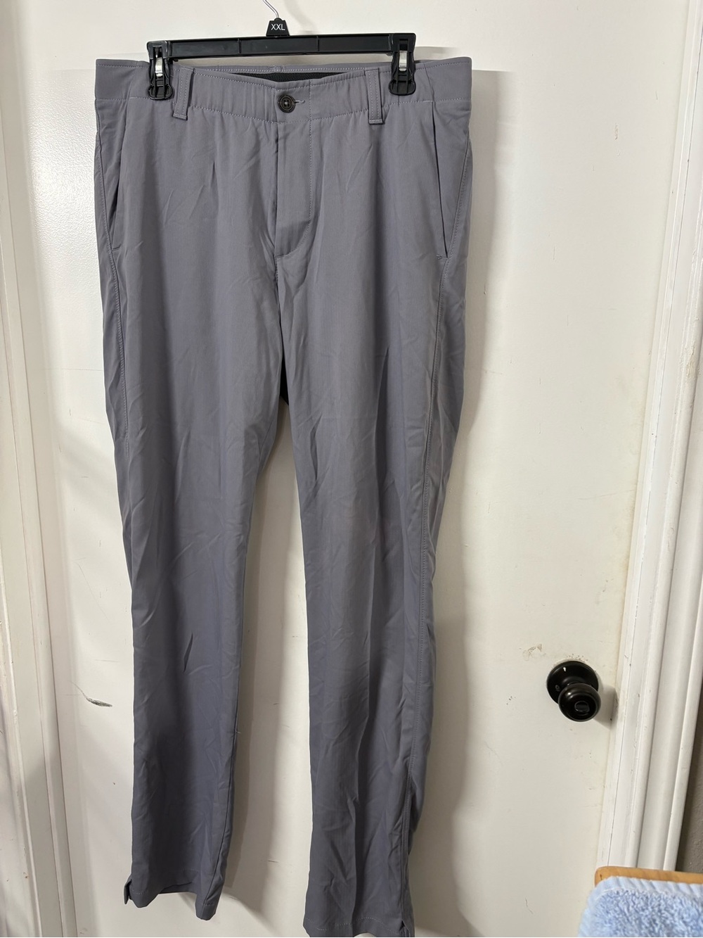 Under Armour Men's Light Gray Performance Pants
